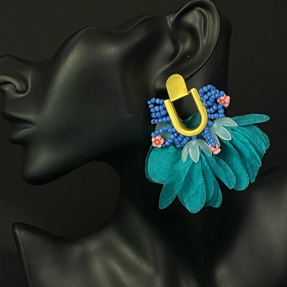 Alia - U-shaped Blue Handmade Beaded Fabric Tassel Earrings. HOT ITEM - Picture 5 of 6